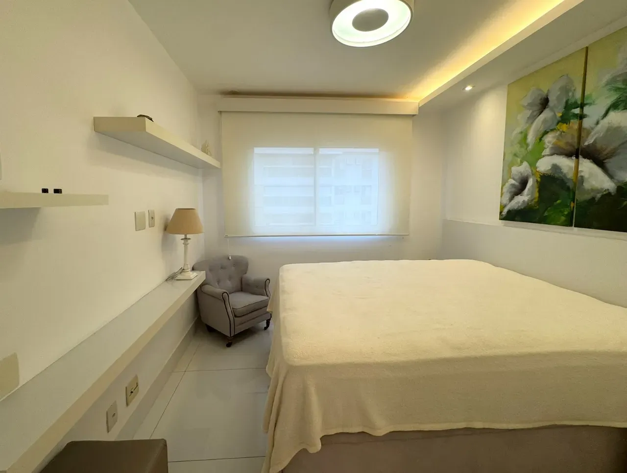 227 m² apartment with a water view and a bathtub — photo 18