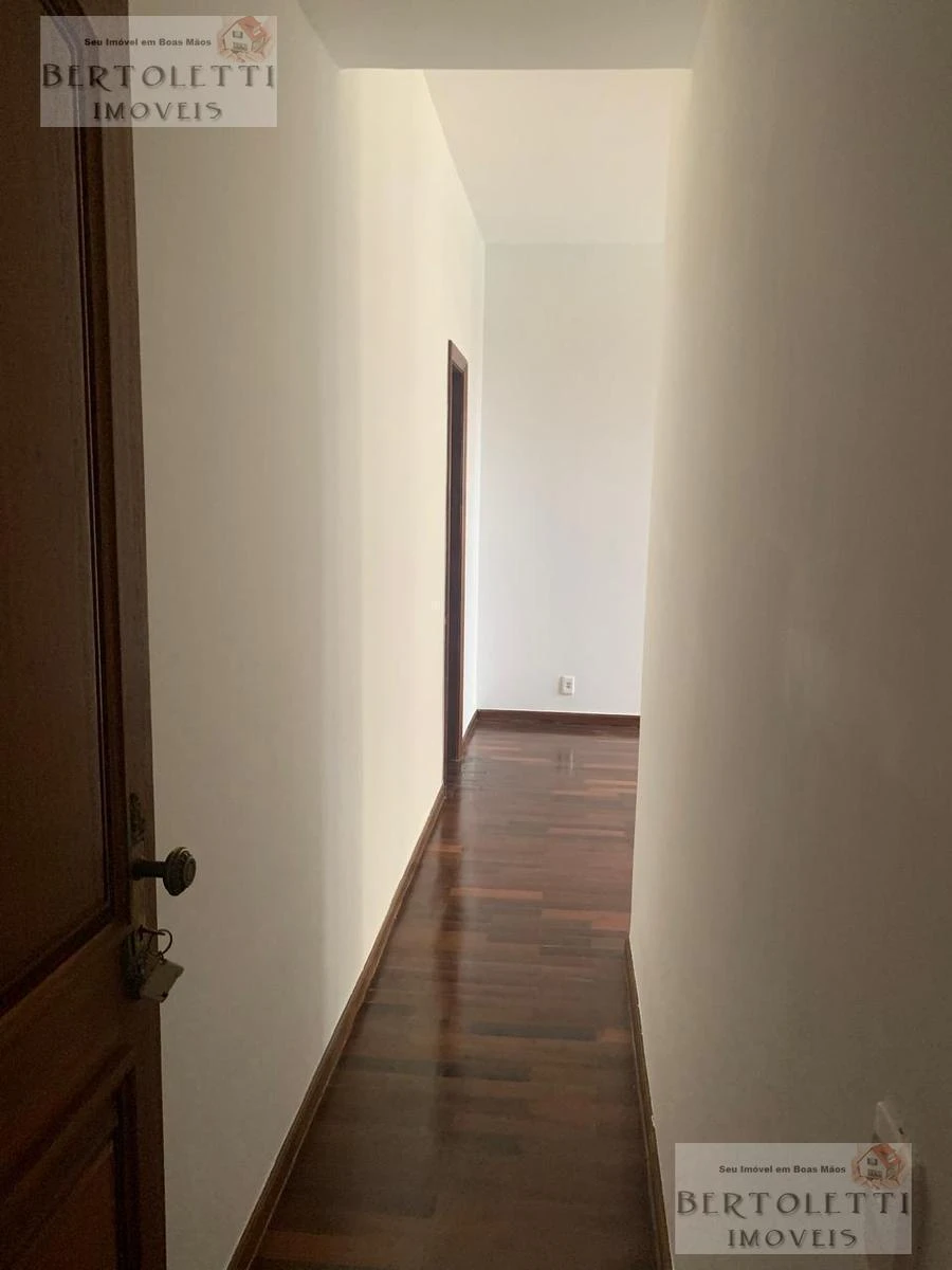 Furnished 179 m² apartment with a gas kitchen — photo 22