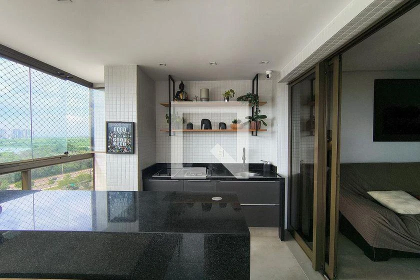 160 m² rental apartment with 4 en-suite rooms and balcony — photo 42