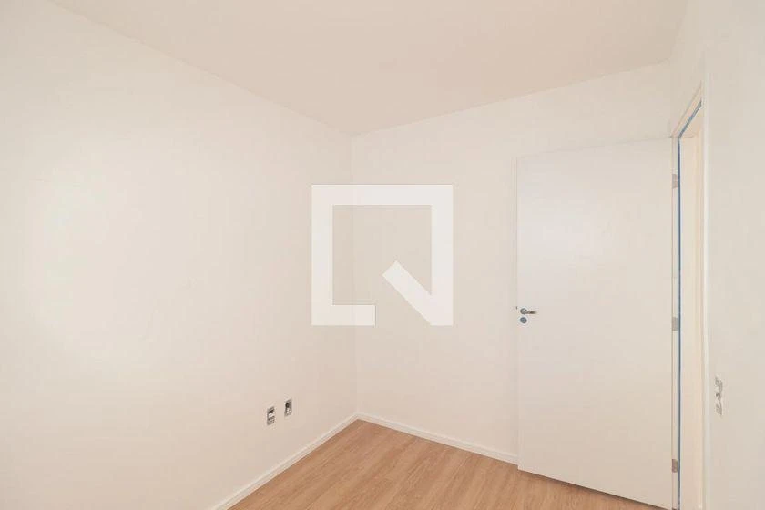 2-bedroom apartment with a home office — photo 10