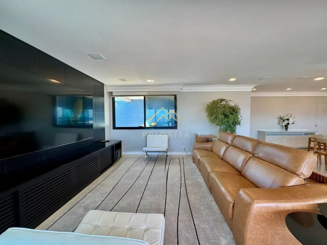 Duplex penthouse with 4 bedrooms and 5 bathrooms — photo 9
