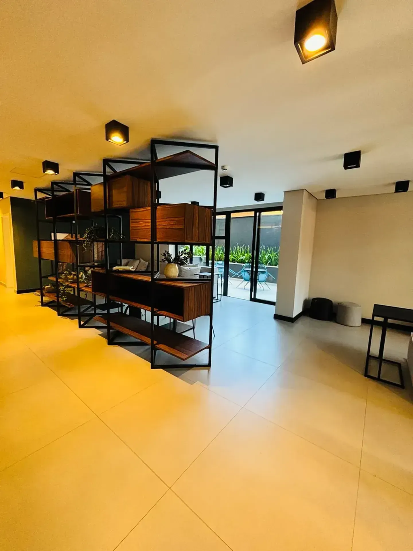 Apartamento com 2 quartos mobiliado e cozinha integrada — photo 40