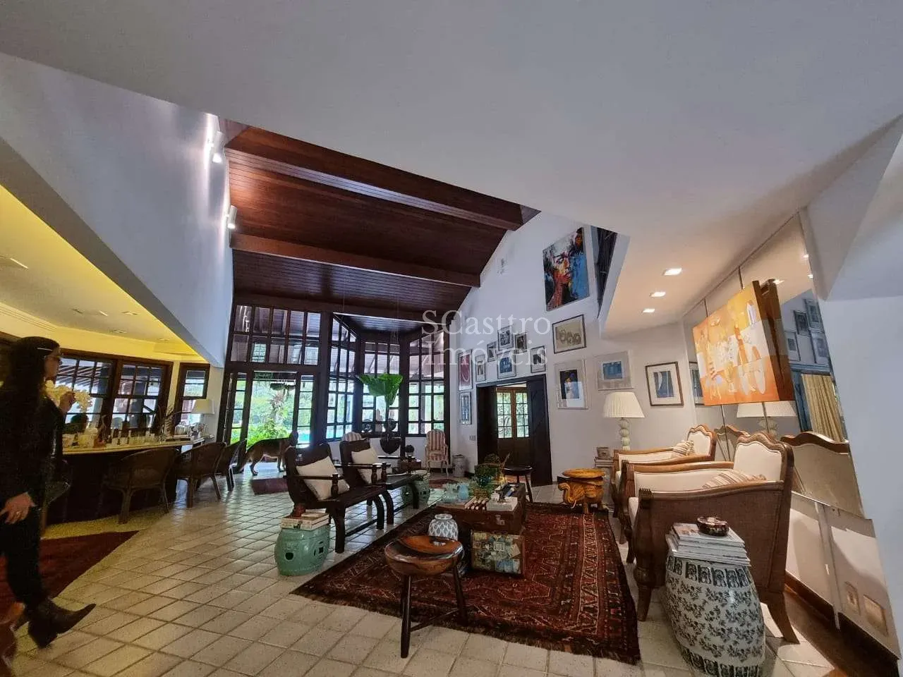 Casa mobiliada com 5 quartos e 5 suítes — photo 9