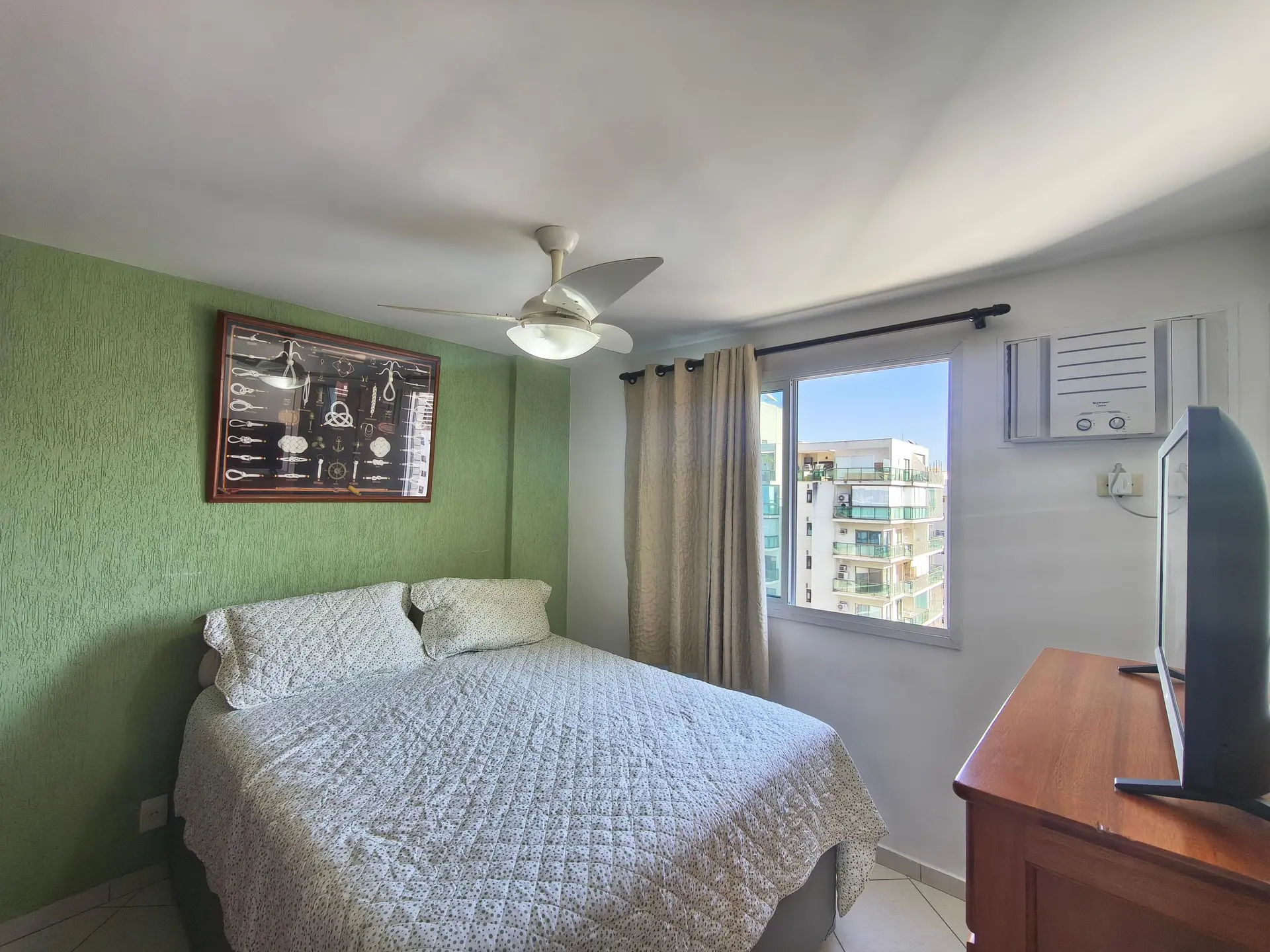 3-bedroom apartment in a building with a sauna — photo 4