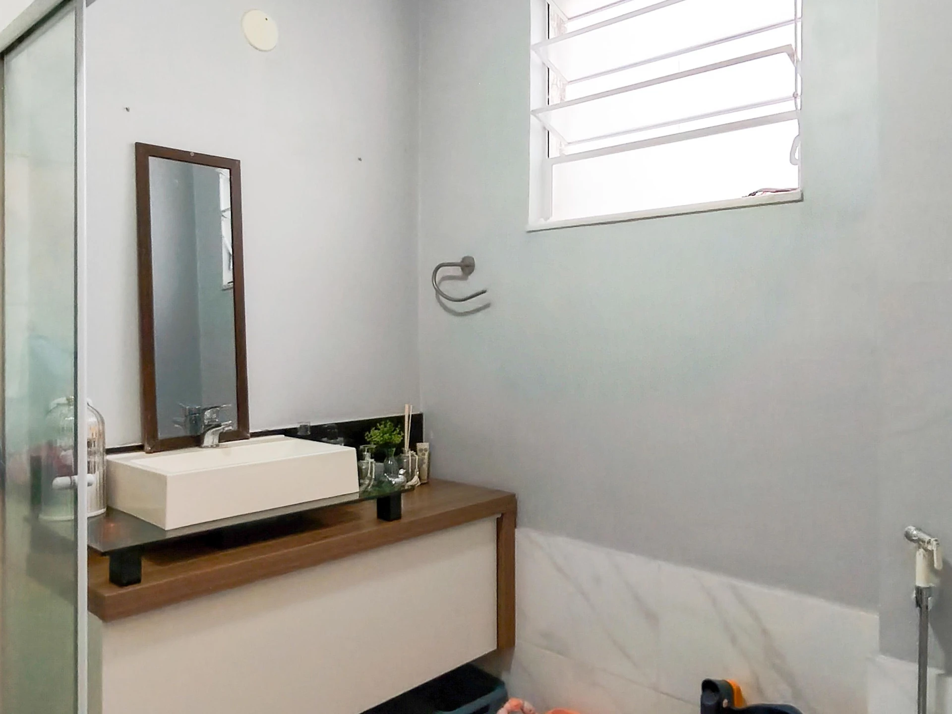 3-bedroom apartment with a mountain view in Rio de Janeiro — photo 35