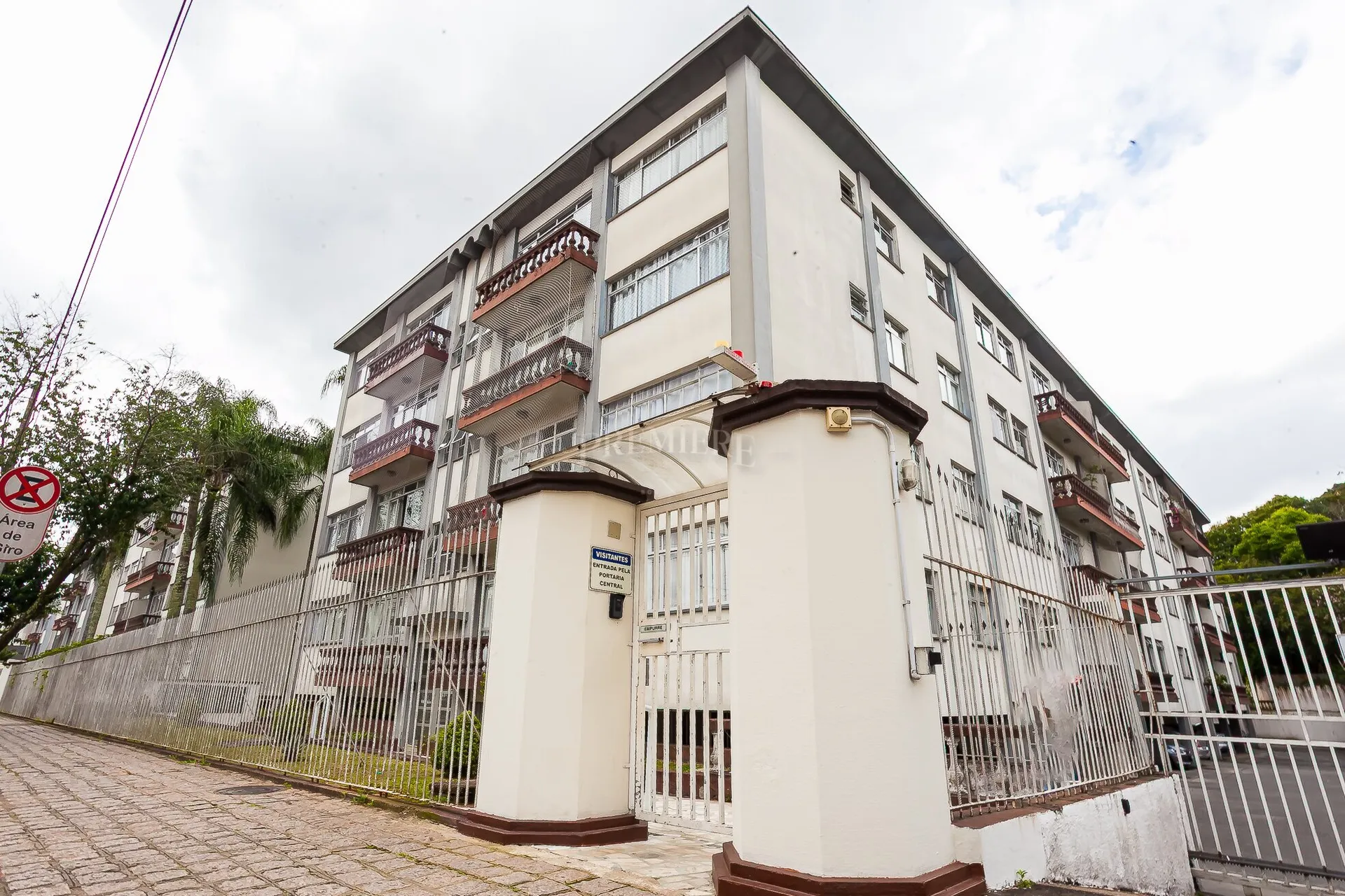 3-bedroom apartment with a washing machine in Curitiba — photo 6