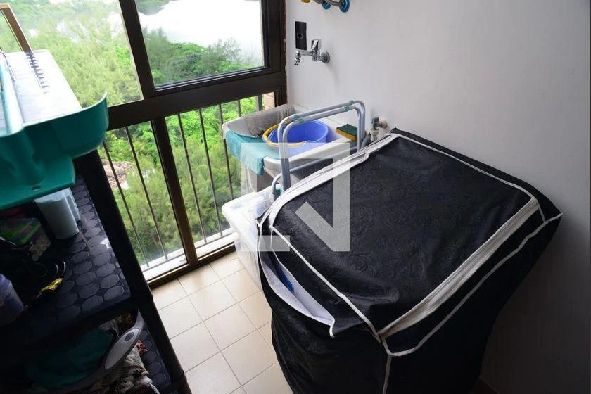 Furnished apartment with balcony and 2 en-suite bedrooms — photo 20