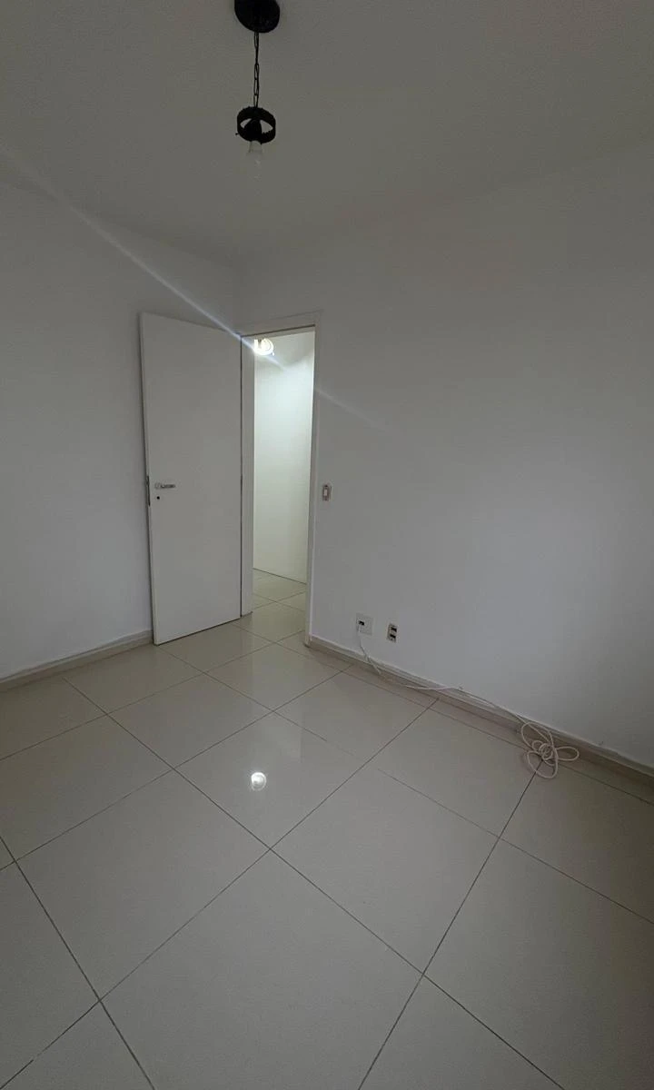 3-bedroom apartment, 1 with its own bathroom, 85 m² — photo 26
