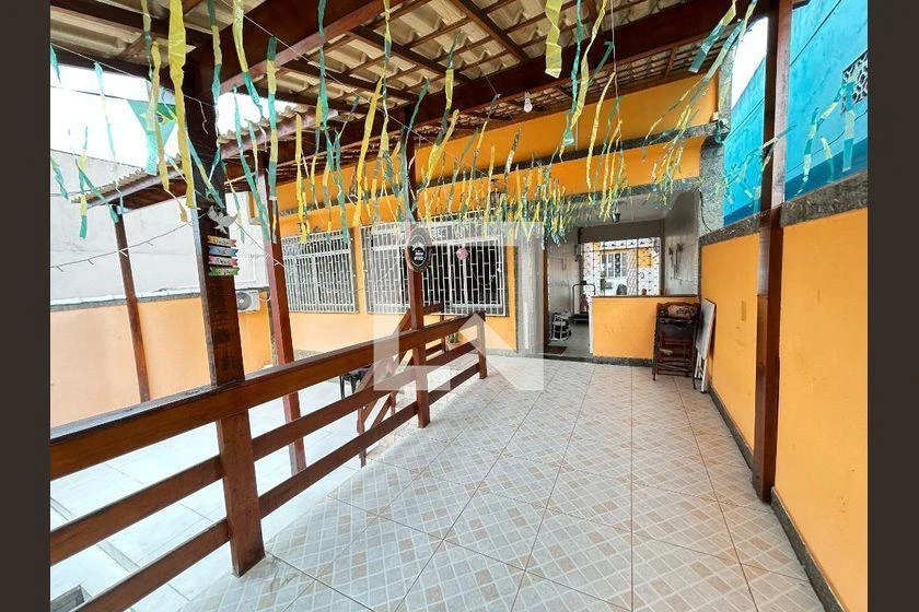 Furnished house with 4 bedrooms and 2 bathrooms — photo 49