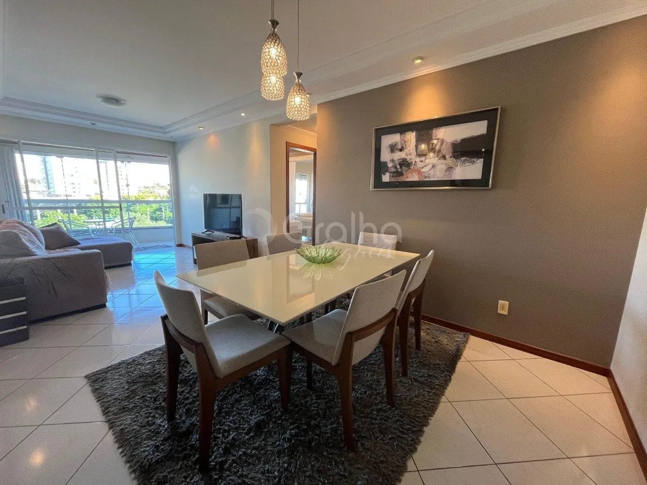 Apartamento amueblado de 2 dormitorios con parrilla en balcón — photo 24