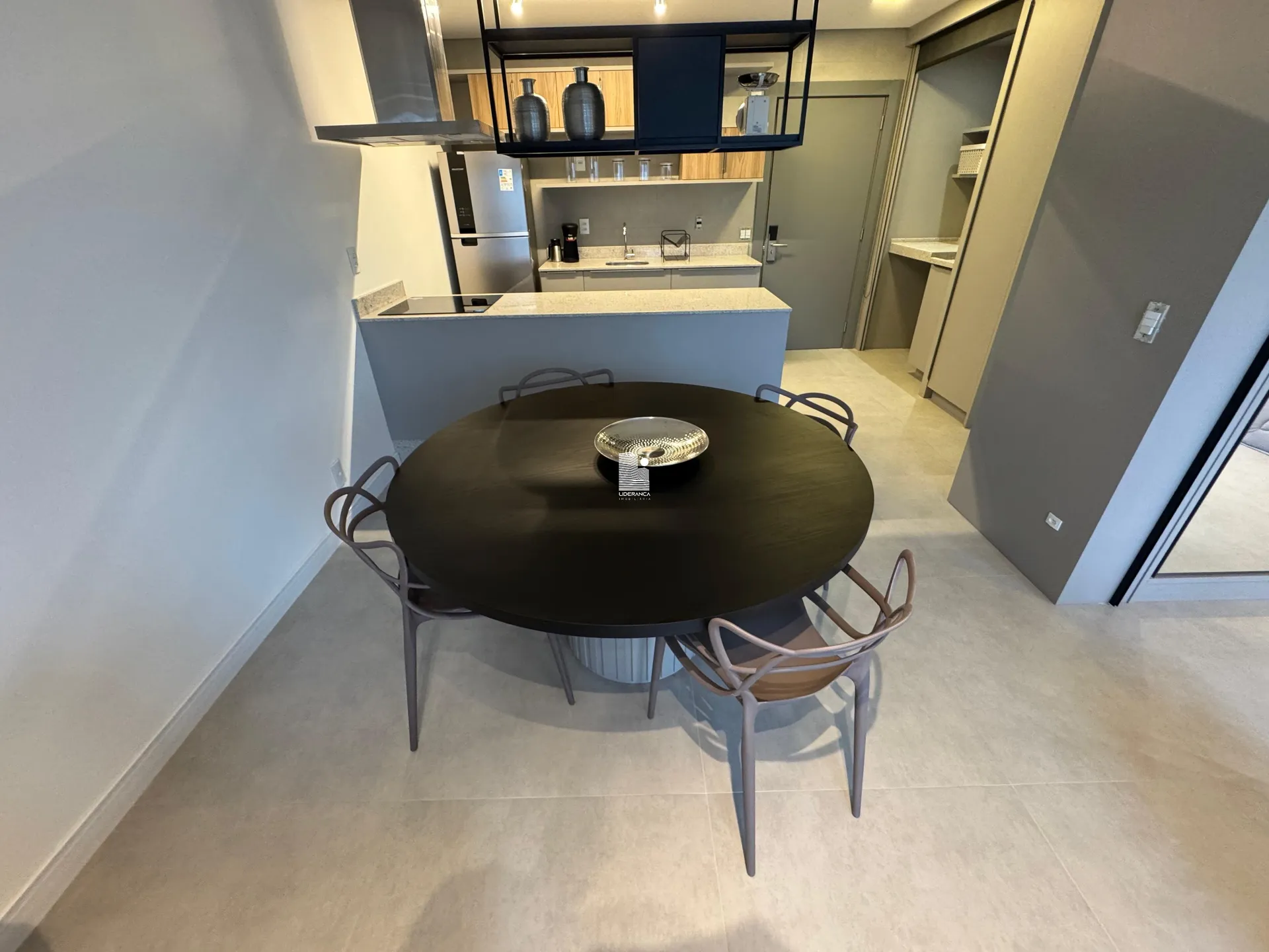 Furnished studio in a building with a gym — photo 2