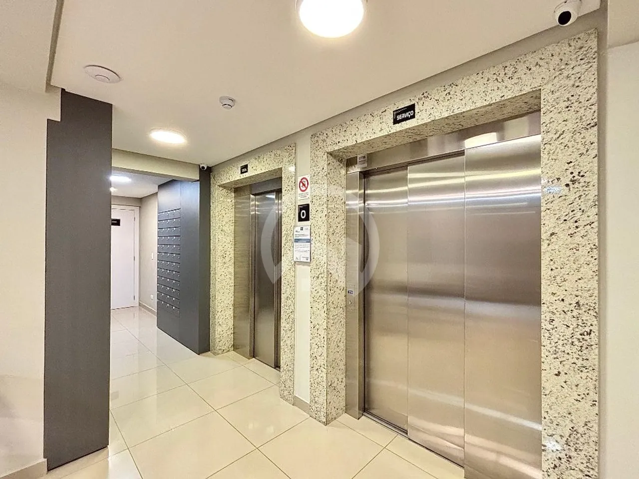 Furnished 1-bedroom apartment with fitted kitchen cabinets — photo 20