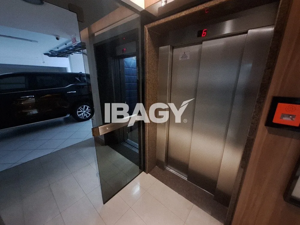 Furnished apartment with 2 en-suite bedrooms and 2 parking — photo 33