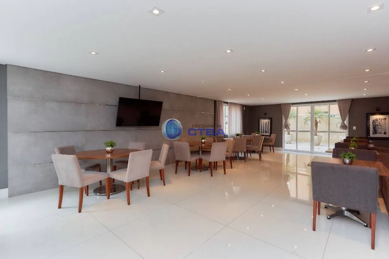 Home office in a 3-bedroom apartment, 81 m²