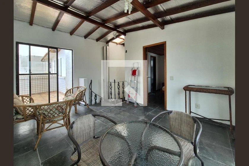 3-bedroom apartment with balcony, 202 m² — photo 29