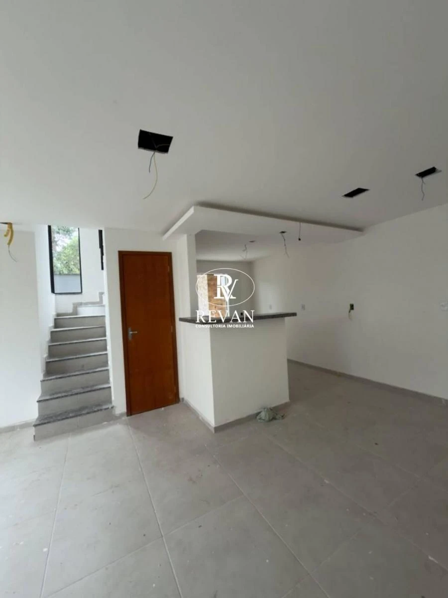 Floor-to-ceiling windows in a 4-bedroom house, 157 m² — photo 10