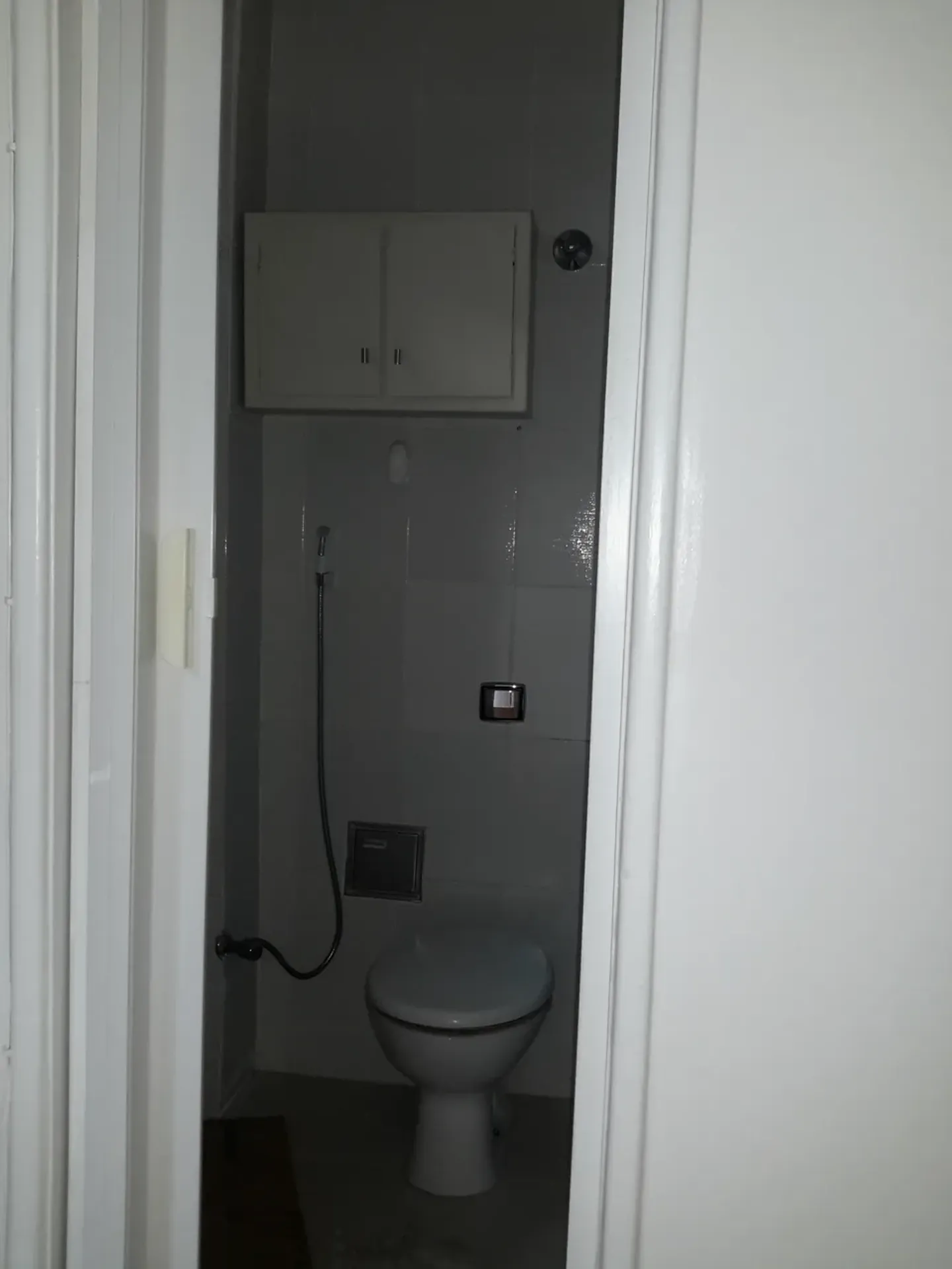 Дерев'яна підлога або ламінат та 1 спальня: квартира 38 м² — photo 26