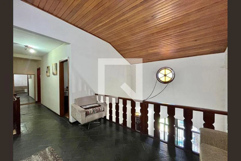 Casa de 300 m² com 4 quartos e 2 vagas — photo 21