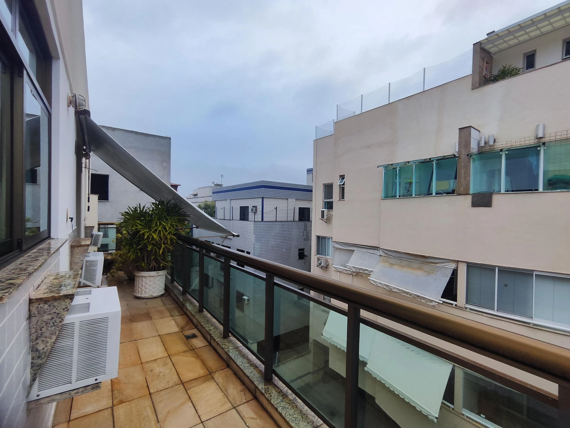 Apartamento amueblado de 5 dormitorios y jardín privado — photo 10