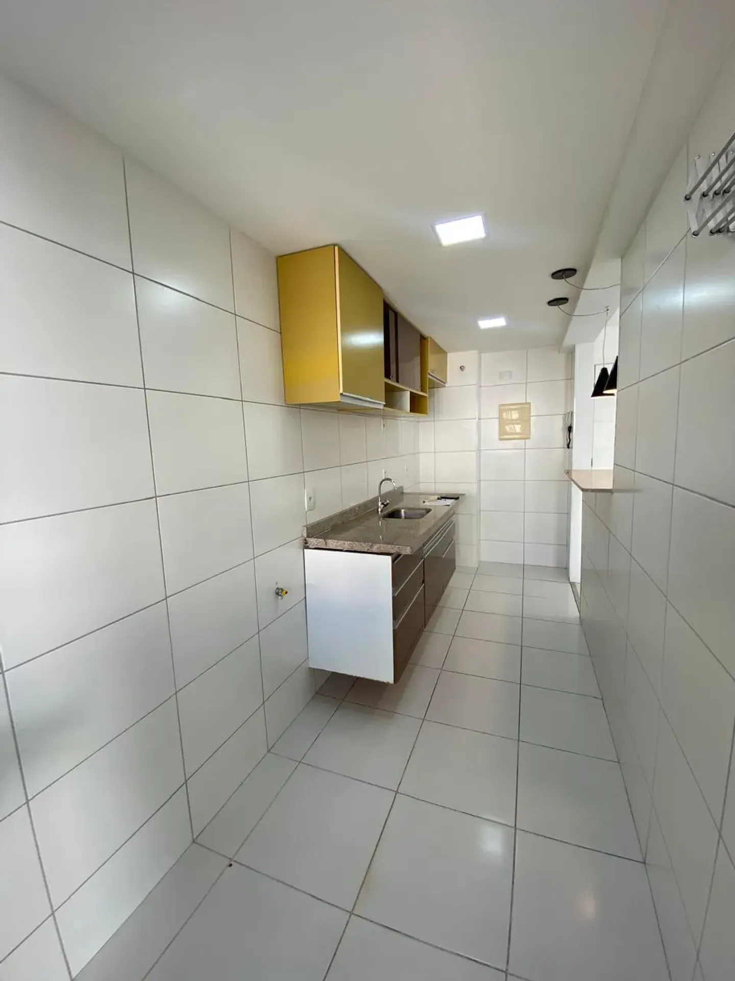 Apartment with 2 bedrooms and private garden — photo 2