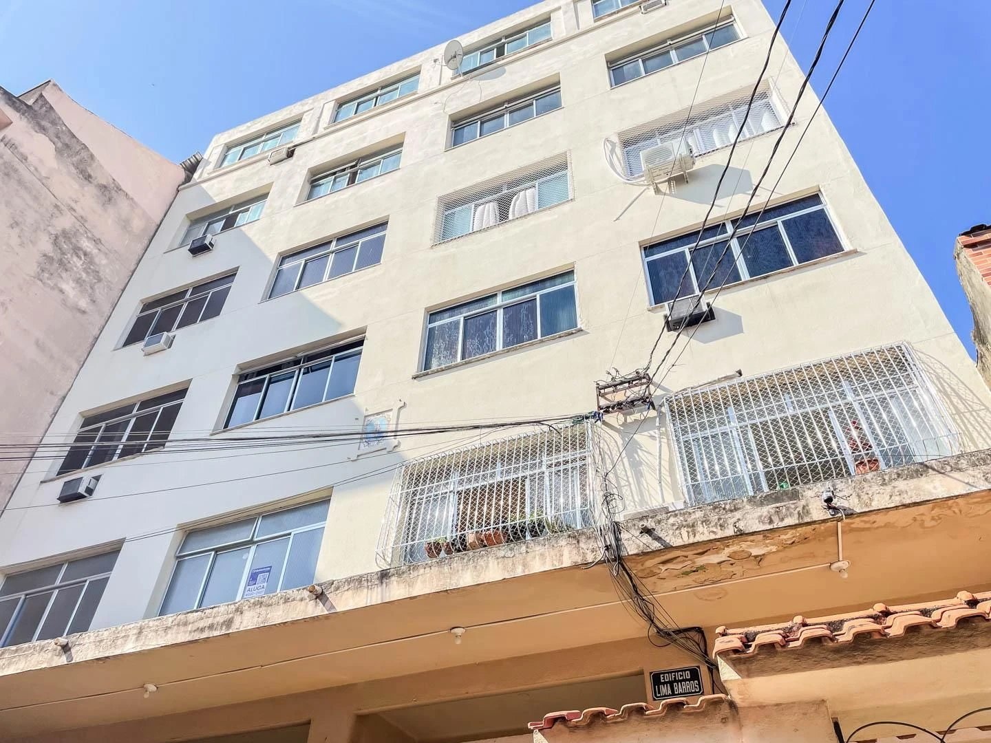 1-bedroom unfurnished apartment with no parking — photo 22