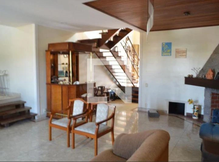 House with enclosed balcony, 6 bedrooms and 478 m² — photo 6