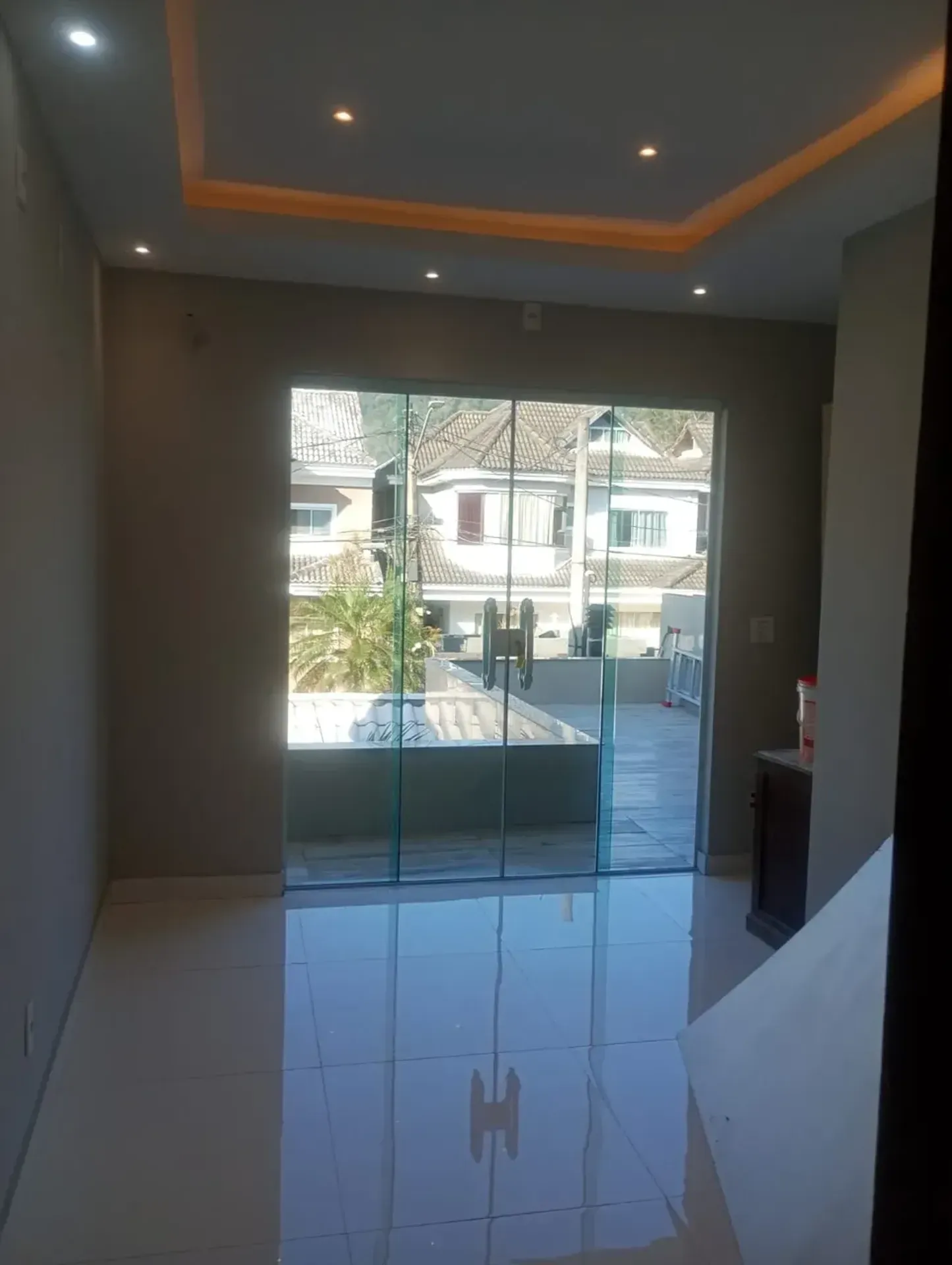 Furnished house with 5 bedrooms and gas-stove kitchen — photo 34