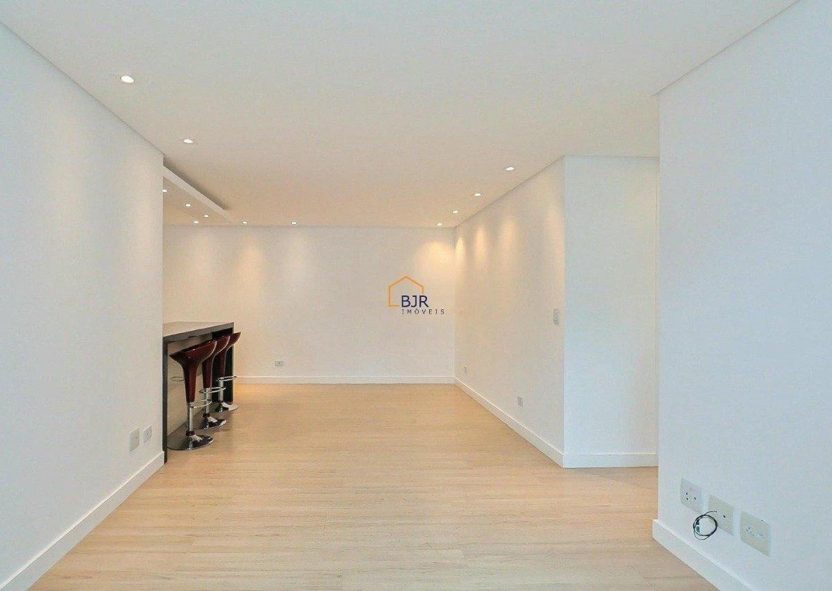 103 m² apartment with 2 bedrooms and 1 parking spot — photo 8