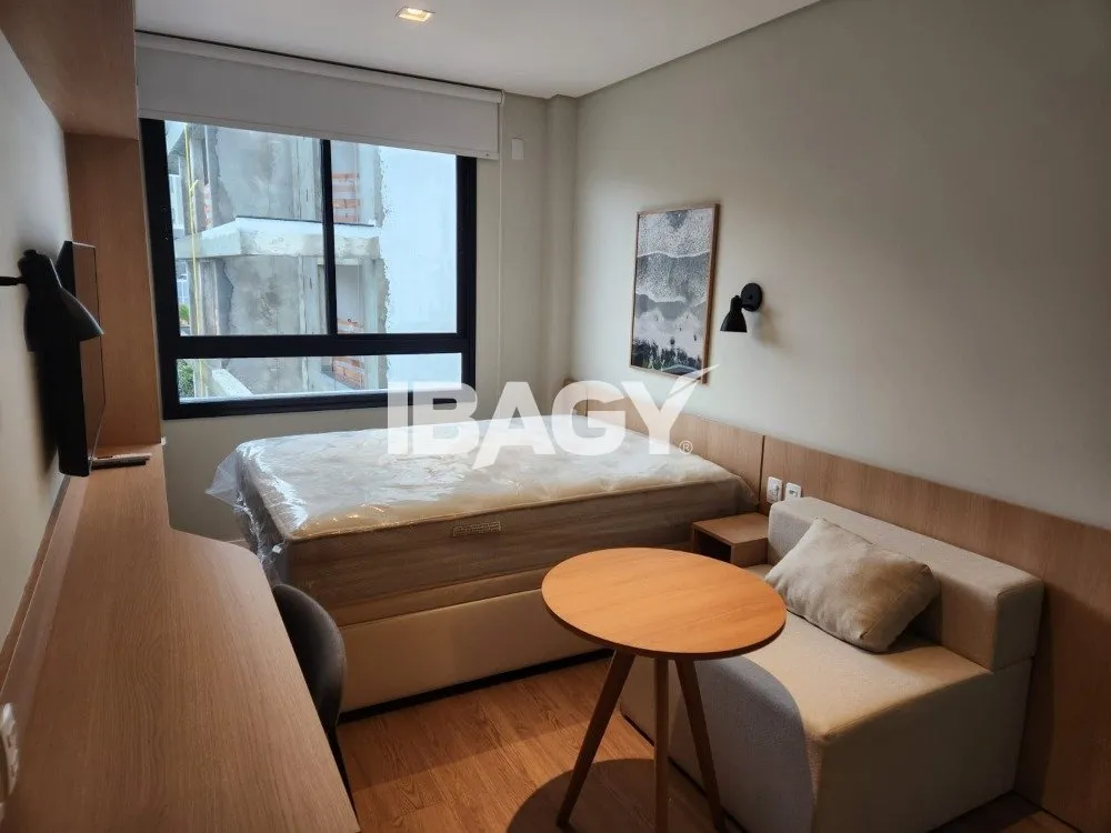 Furnished 50 m² studio with 1 parking space and 1 bath — photo 13