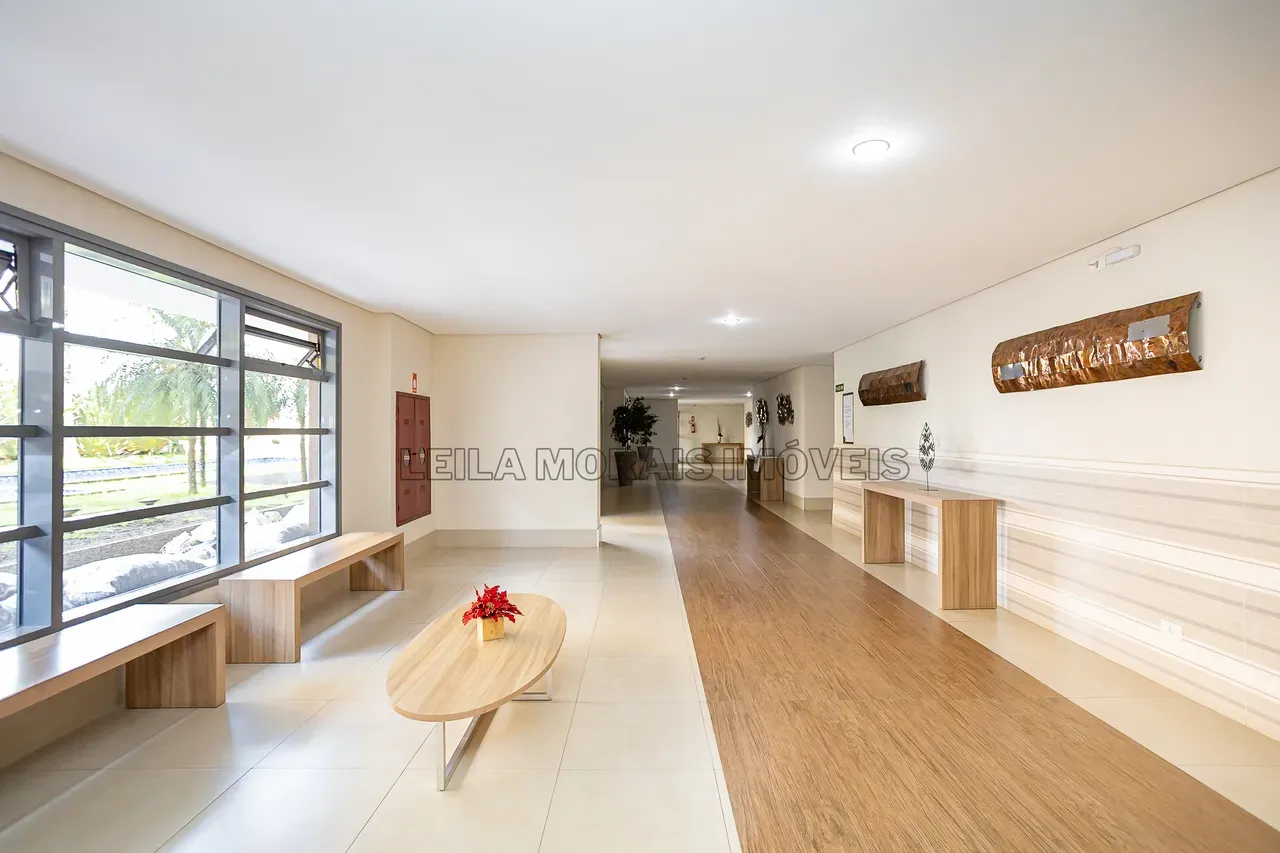 Apartment with 3 bedrooms, 5 bathrooms and open-plan kitchen — photo 52