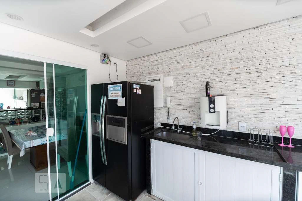 Casa mobiliada com 4 quartos, 4 banheiros e 280 m² — photo 26