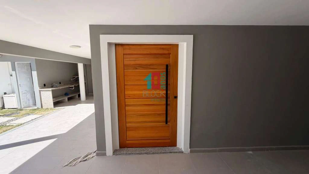 Будинок на 5 кімнат, 2 окремі ванні, 4 санвузли, 320 м² — photo 3