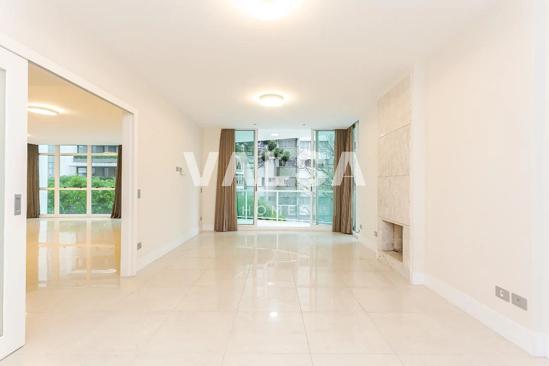 4-bedroom apartment with 4 en-suite bathrooms and 4 parking — photo 27