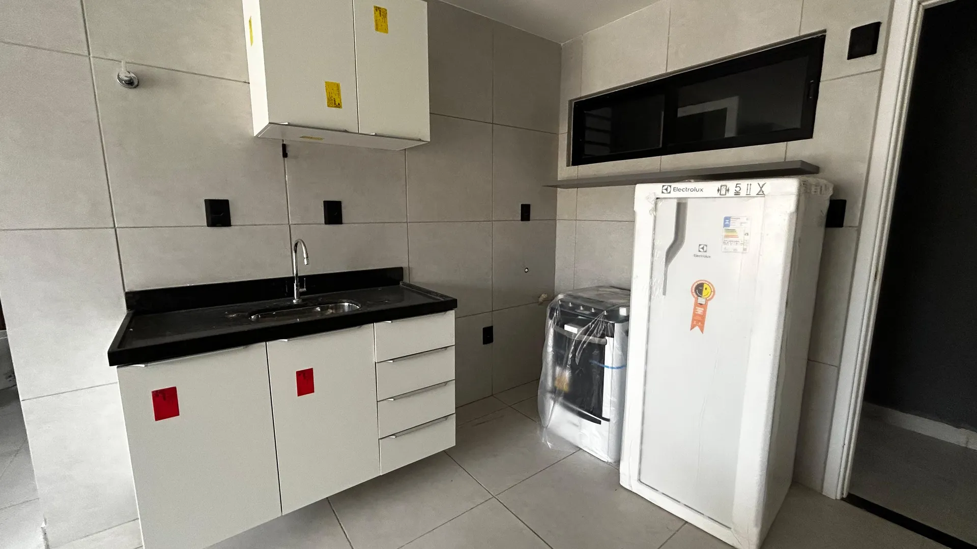 Furnished 2-bedroom apartment with a balcony — photo 7