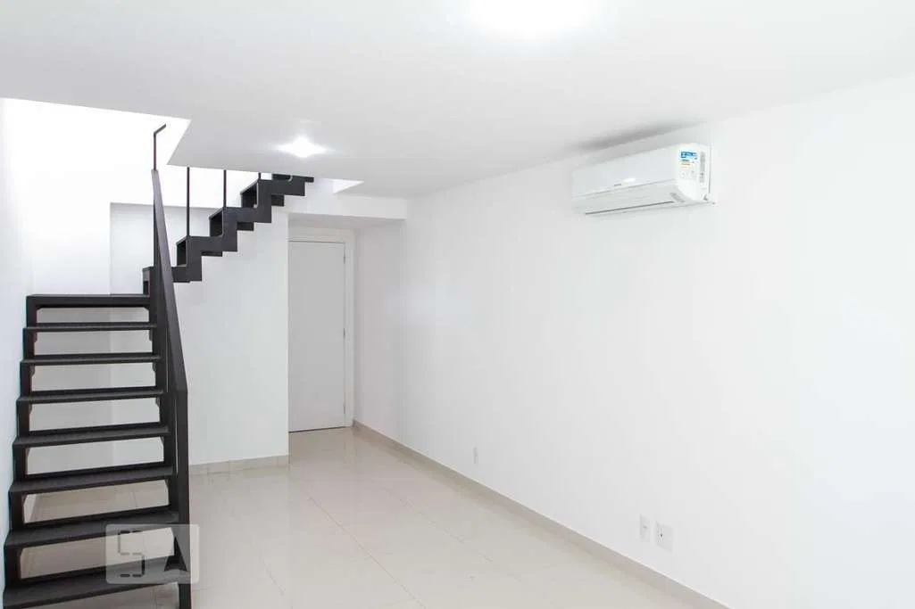 3-bedroom apartment, 1 with its own bathroom, 188 m² — photo 10