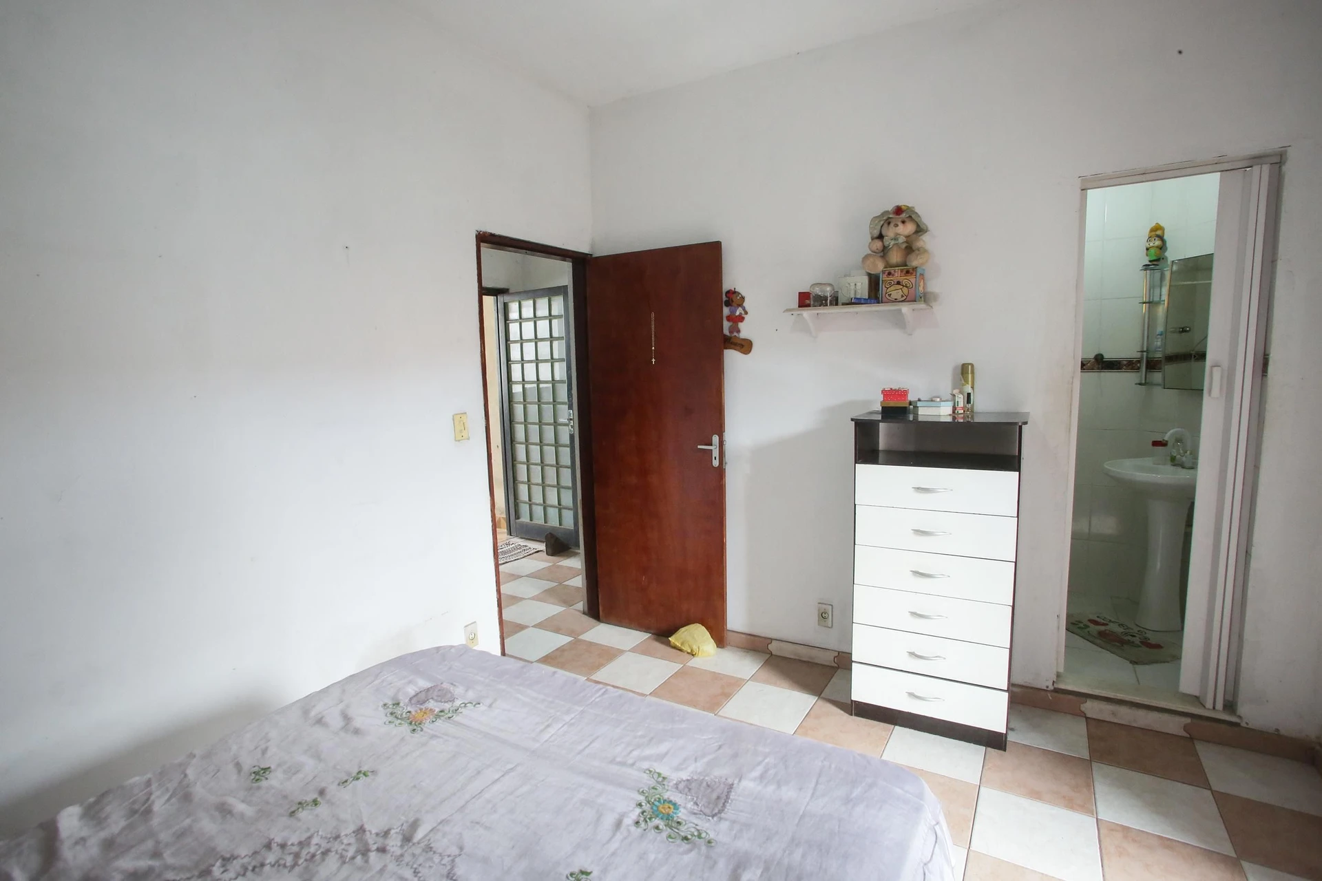 Casa mobiliada com 2 suítes e 3 banheiros e 1 vaga — photo 37