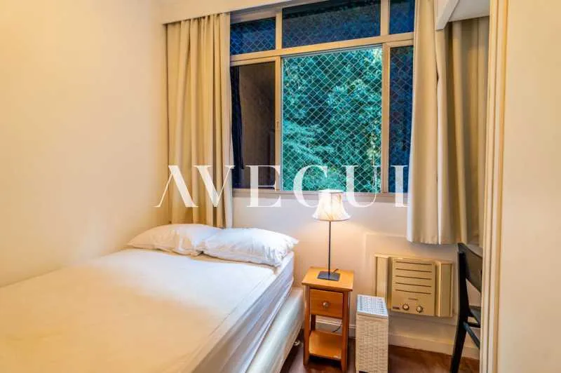 Furnished apartment with 4 bedrooms and 4 bathrooms — photo 4