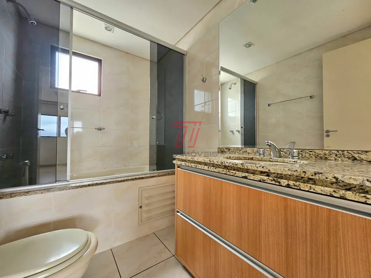 Rental apartment with 3 bedrooms and a balcony — photo 12