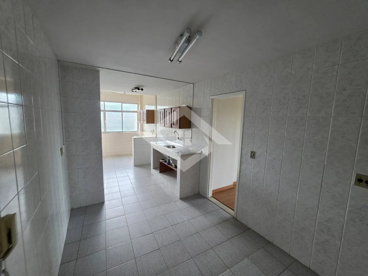 3-bedroom apartment with a closed gas kitchen — photo 11