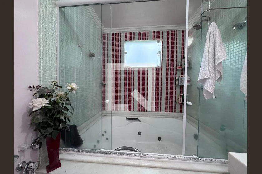 Furnished house with a closed kitchen and 4 en-suites — photo 41