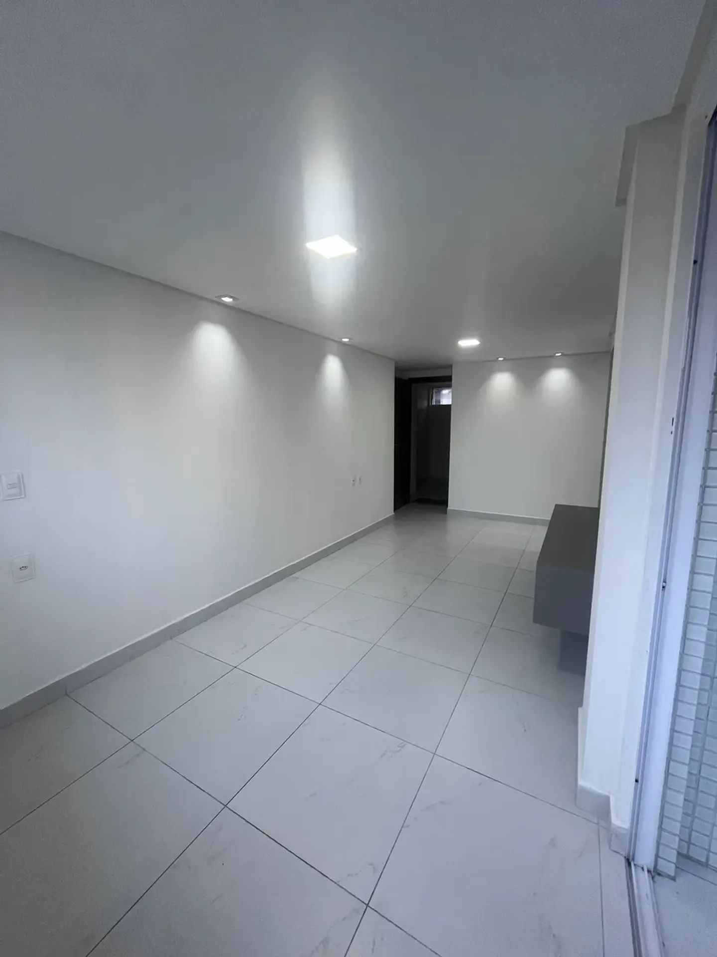 Квартира на 5 поверсі з 2 місцями паркування та 2 ванними — photo 7
