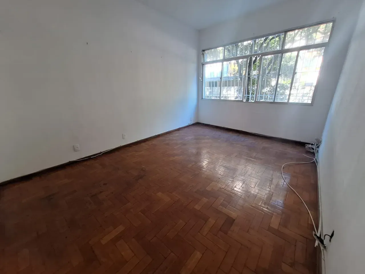 Apartment with 3 bedrooms and 3 bathrooms and separate kitchen — photo 19