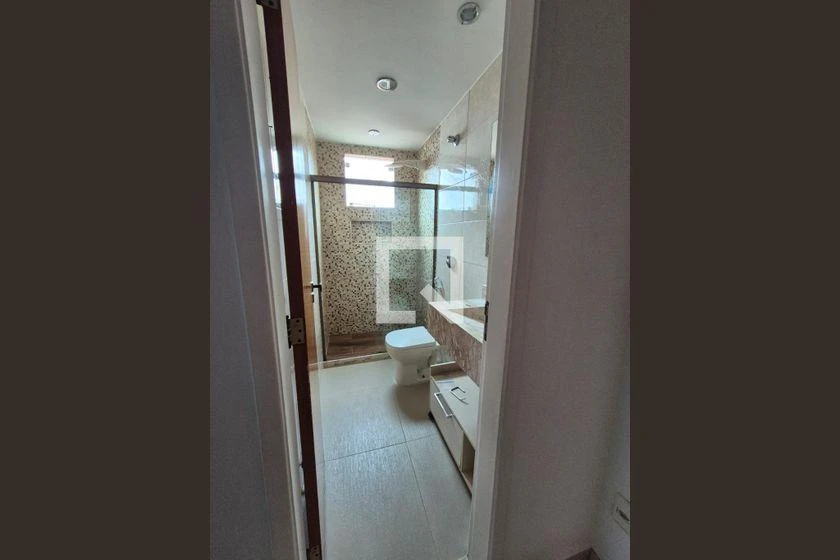 Casa de 300 m² con 5 dormitorios y cocina a gas — photo 18