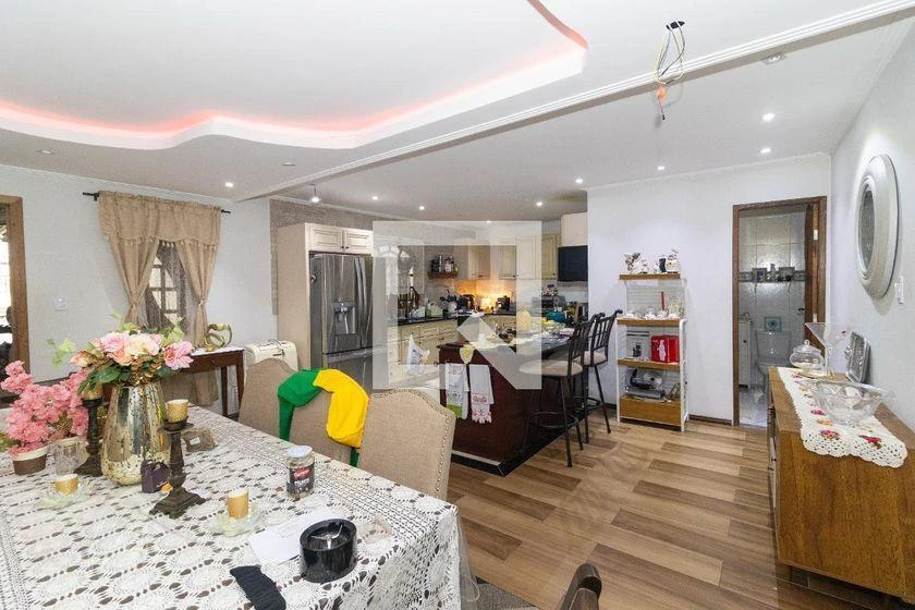 Casa mobiliada com 4 quartos e 460 m² — photo 4