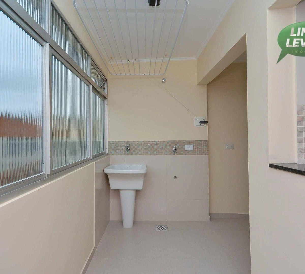 Apartamento de 3 quartos com máquina de lavar, Bacacheri — photo 12