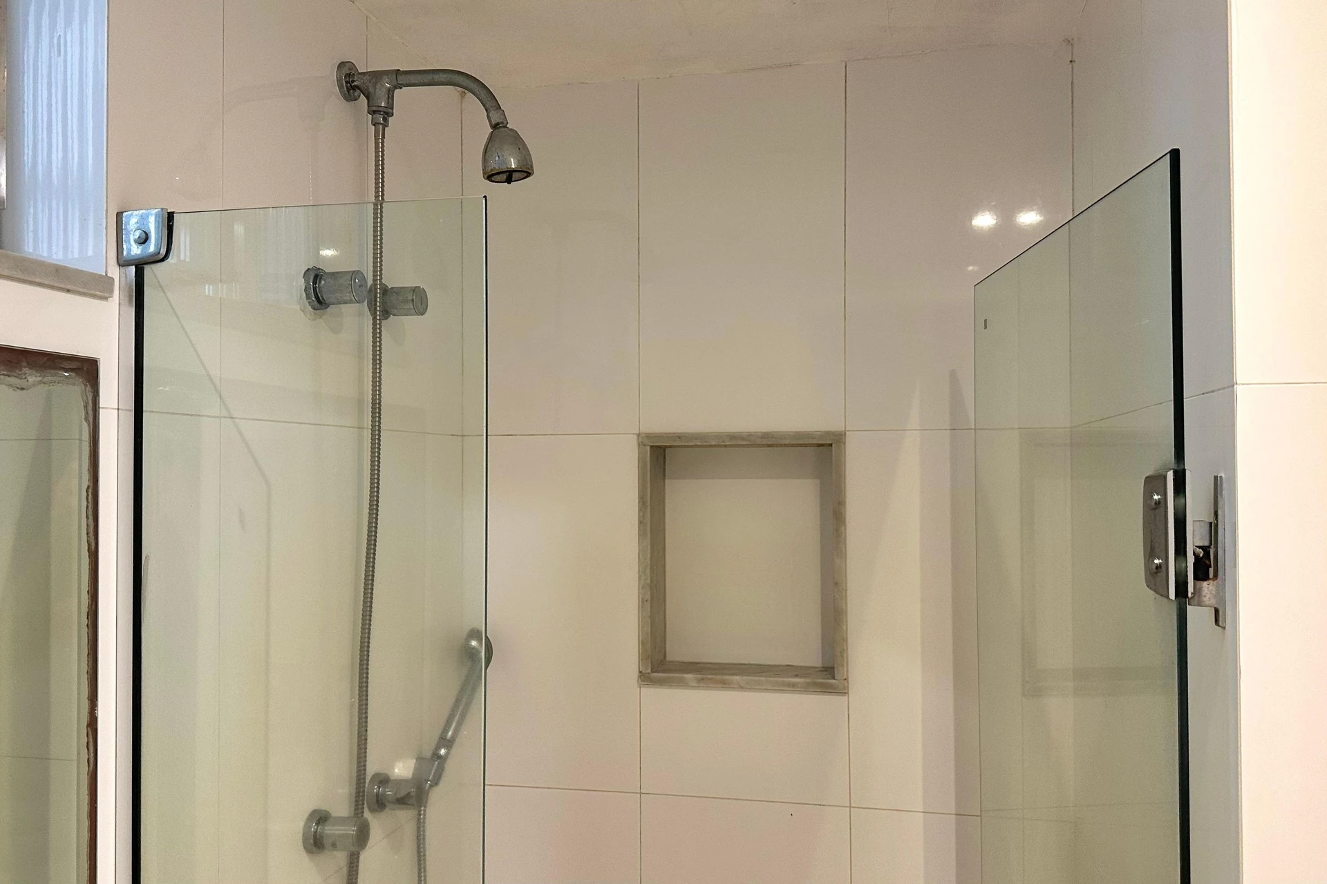 Apartamento mobiliado com 3 quartos e fogão a gás — photo 33