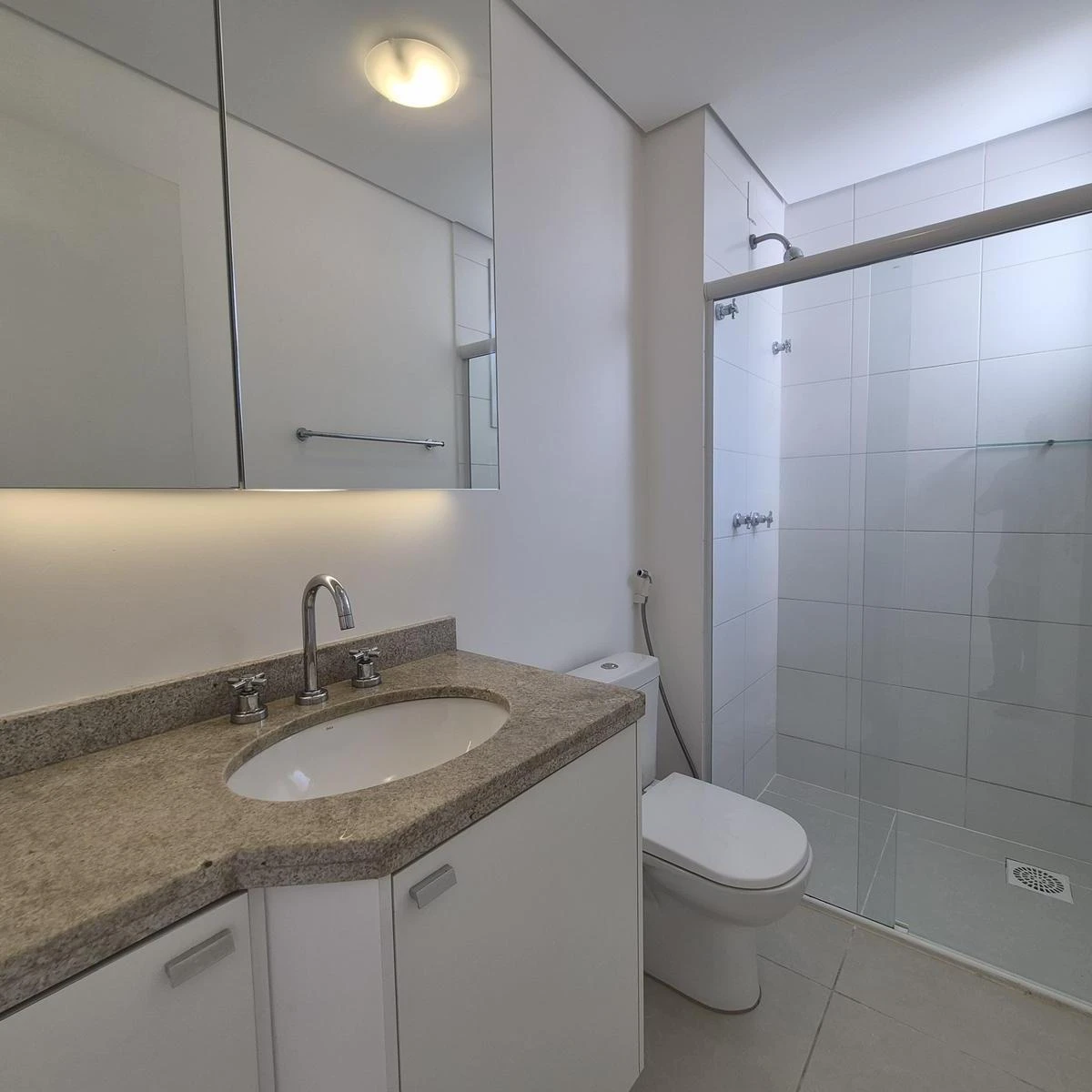 Apartment, 77 m², with floor-to-ceiling windows — photo 4