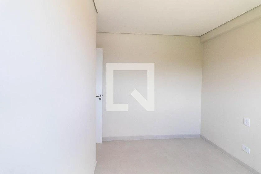 49 m² apartment with a home office and a washing machine — photo 8