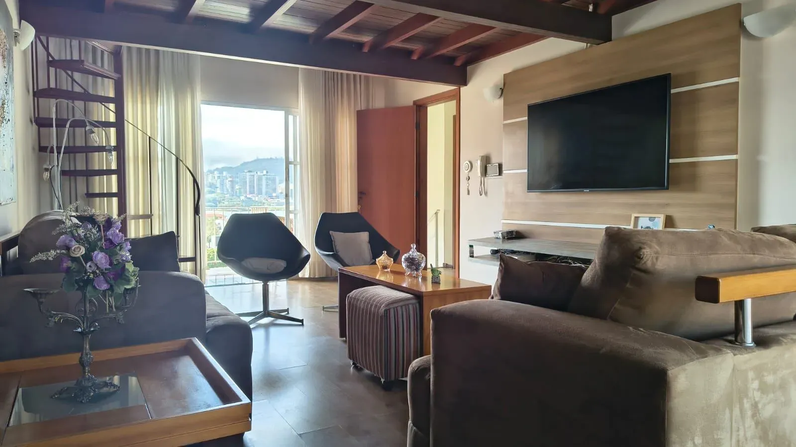 2-bedroom house with a water view in Florianópolis — photo 20