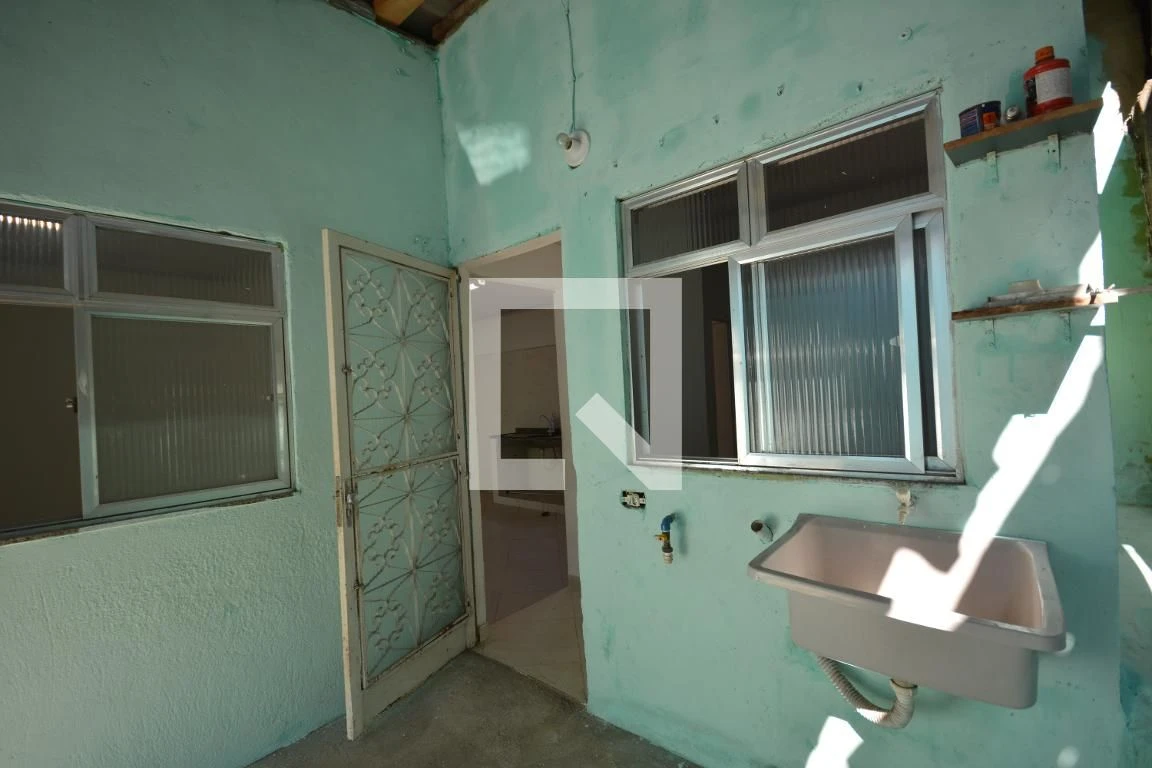 3-bedroom house with a private BBQ — photo 17